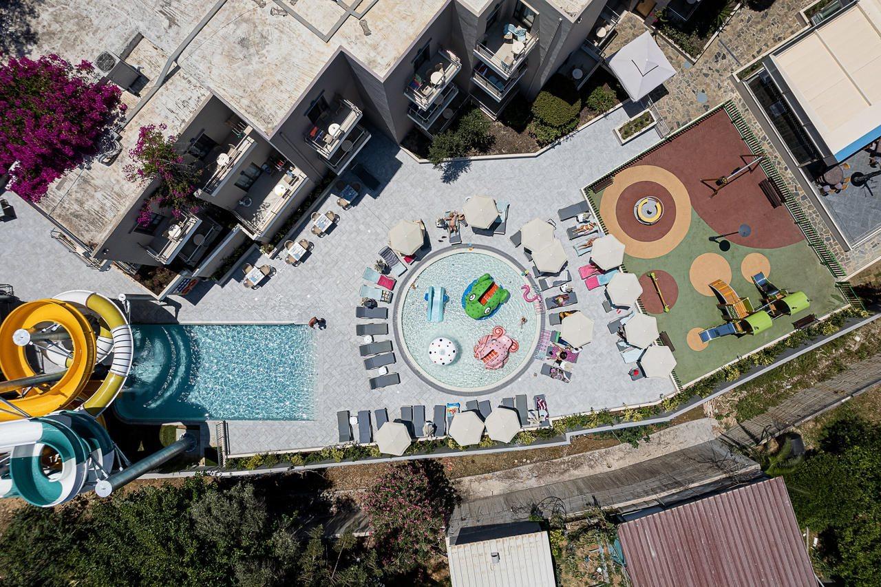 Porto Platanias Village Aparthotel