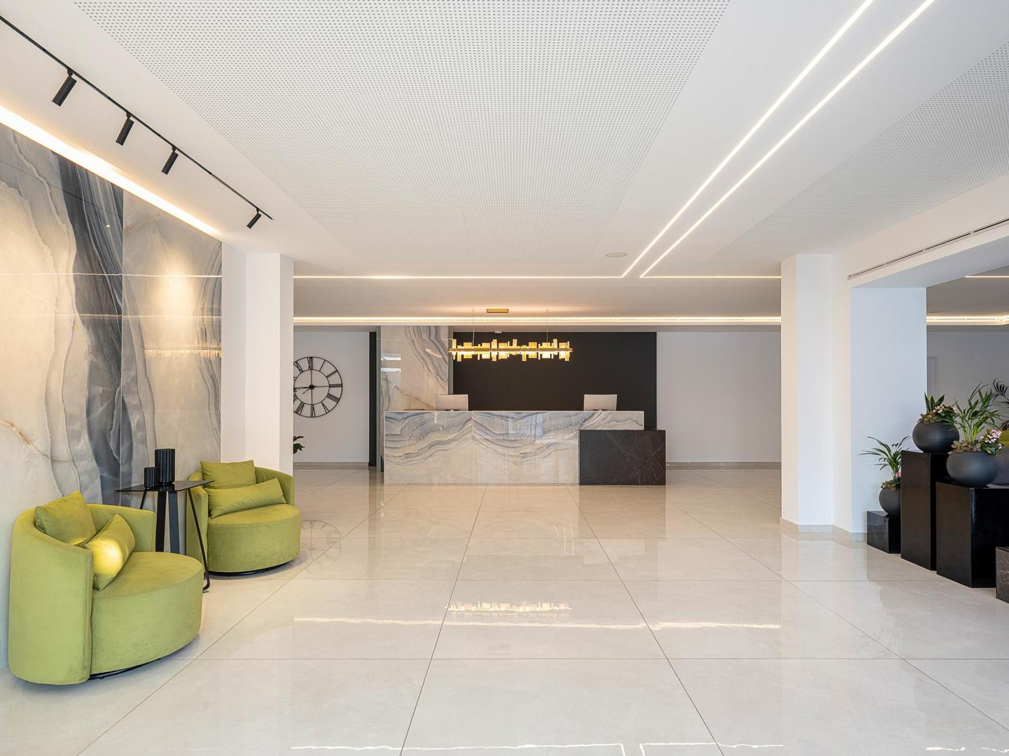 Porto Platanias Village Aparthotel 5*