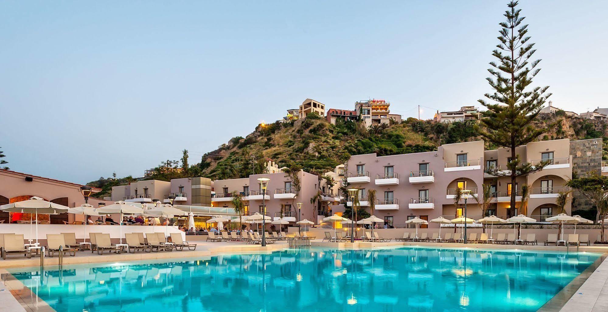 Porto Platanias Village Platanés