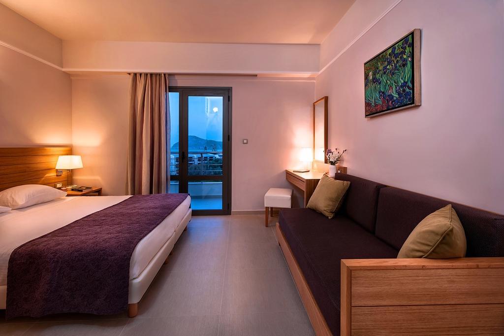 Porto Village 5*