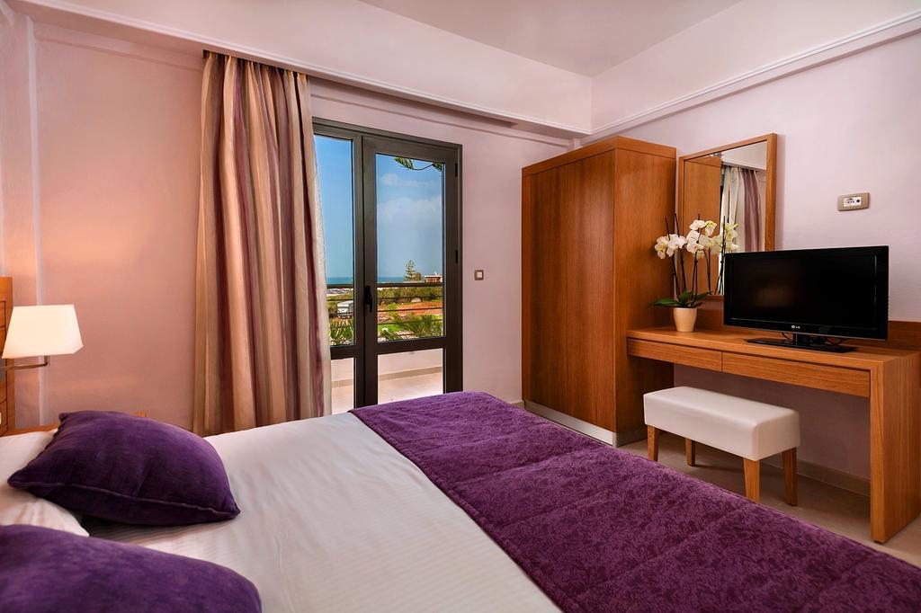 Porto Village 5* Platanés