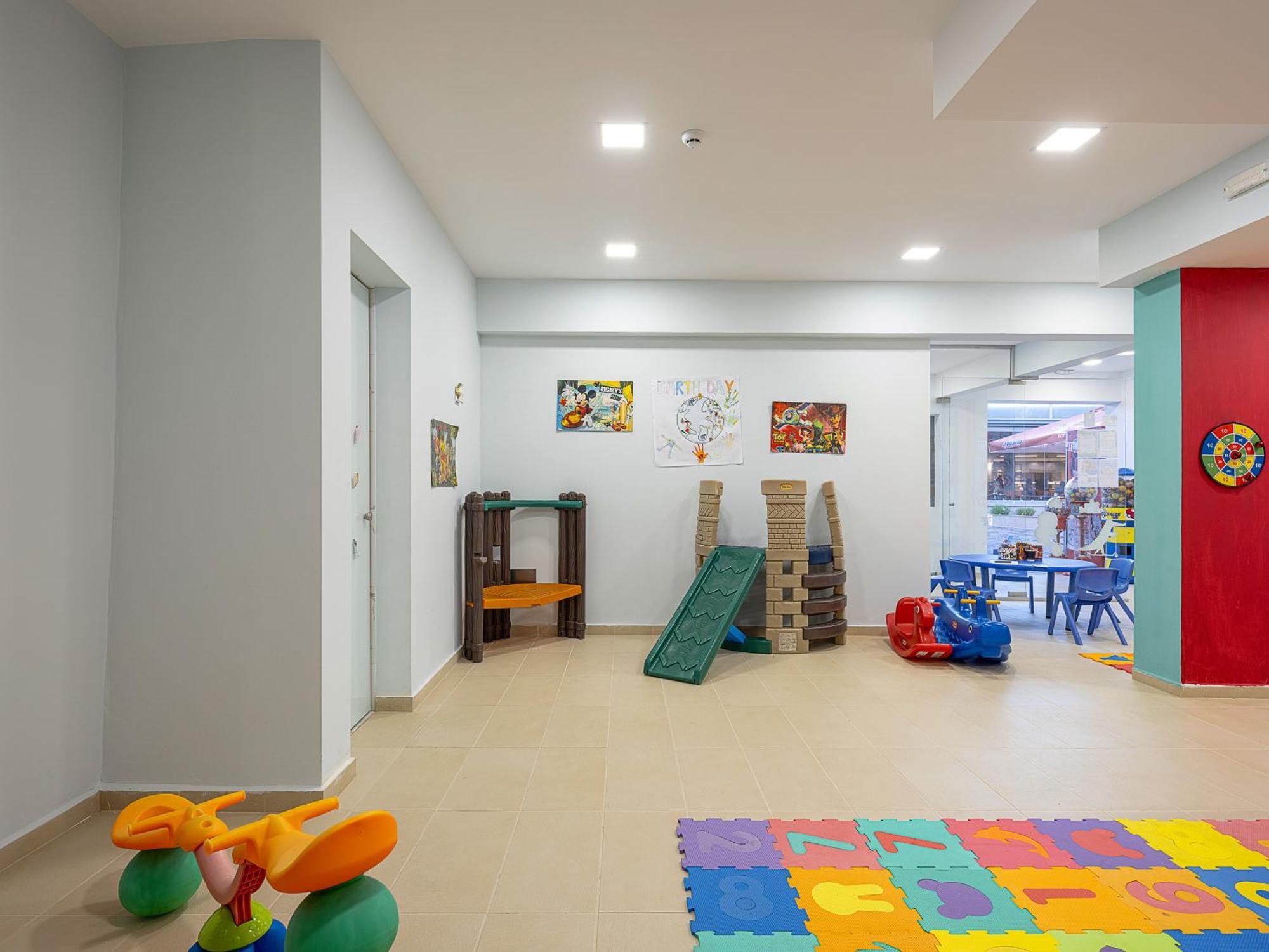 Aparthotel Porto Village