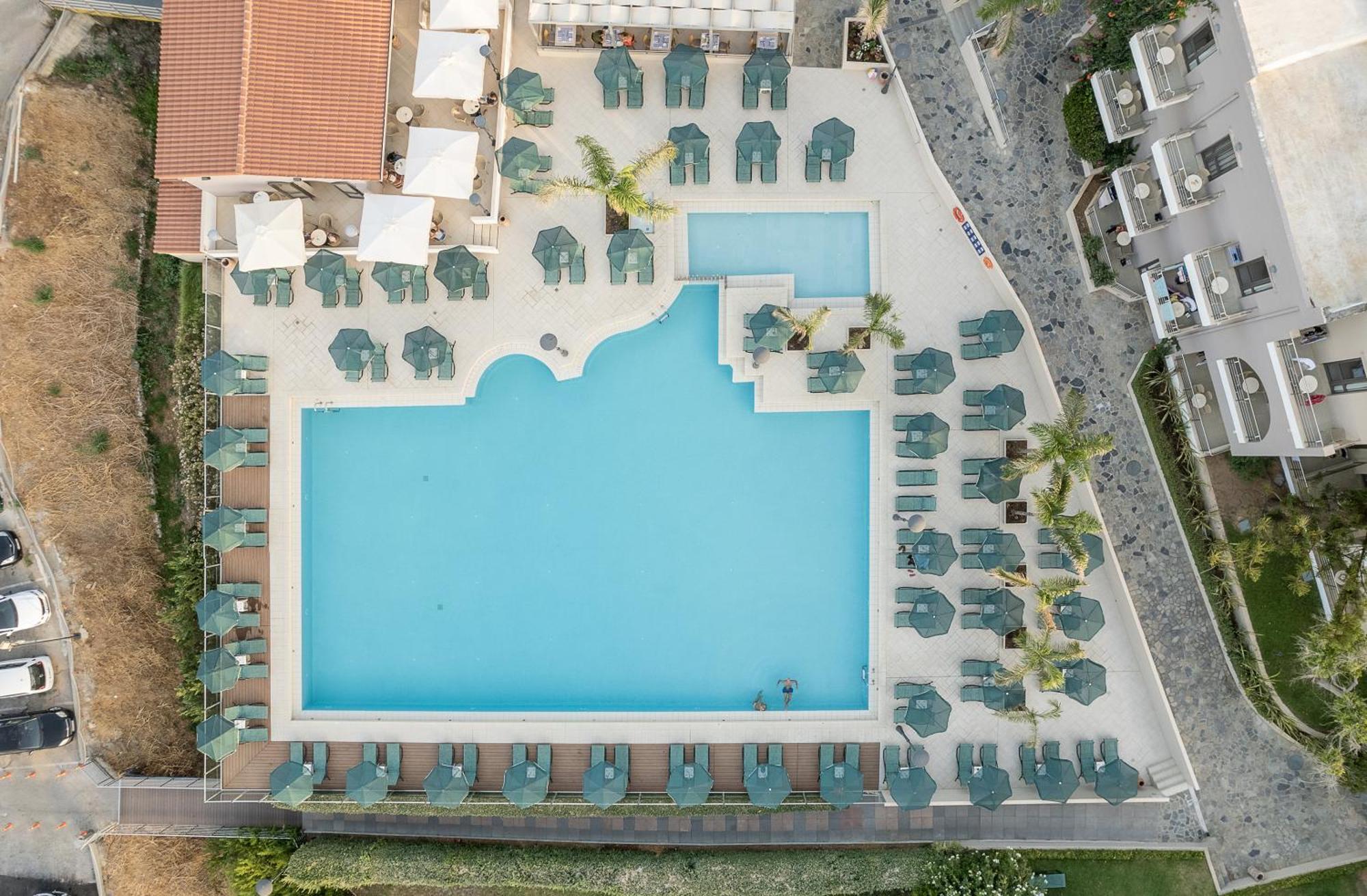 Porto Village Aparthotel Platanés