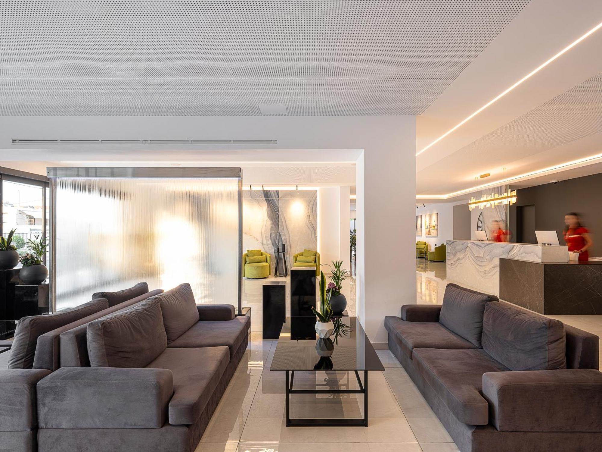 Aparthotel Porto Village Platanés
